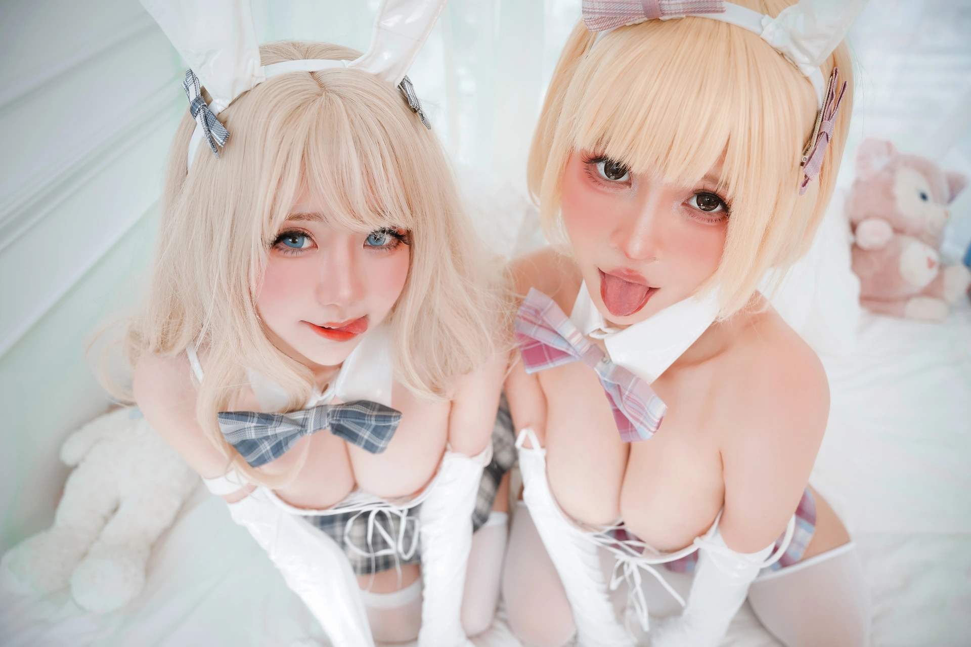 Azami - NO.82 &Sally Dorasnow White Bunny Girl 1