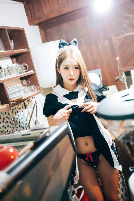 Bomi (보미) - NO.65 [Loozy] Maid Cafe (+S.Ver) 18